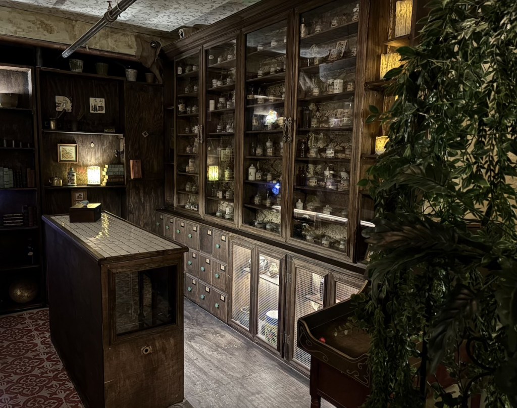 MyssTic Rooms 4