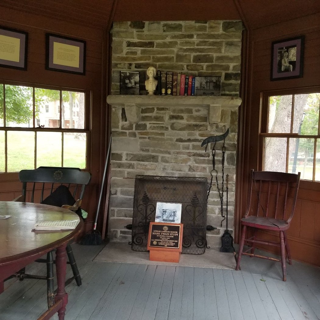 Mark Twain's Study 3