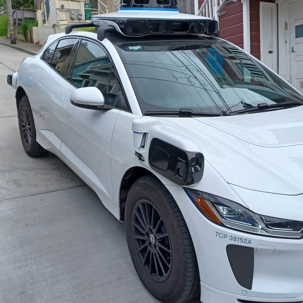 Waymo Depot 3