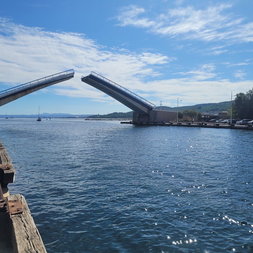 Pont levant 1