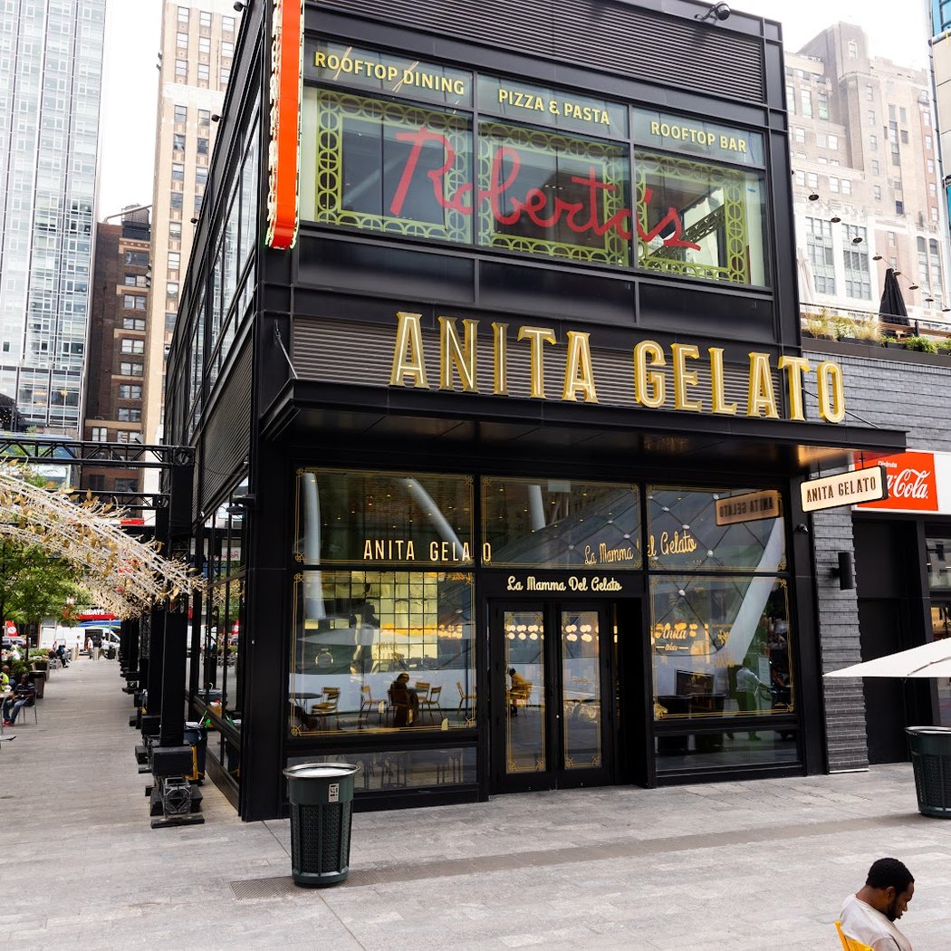Anita La Mamma del Gelato 2