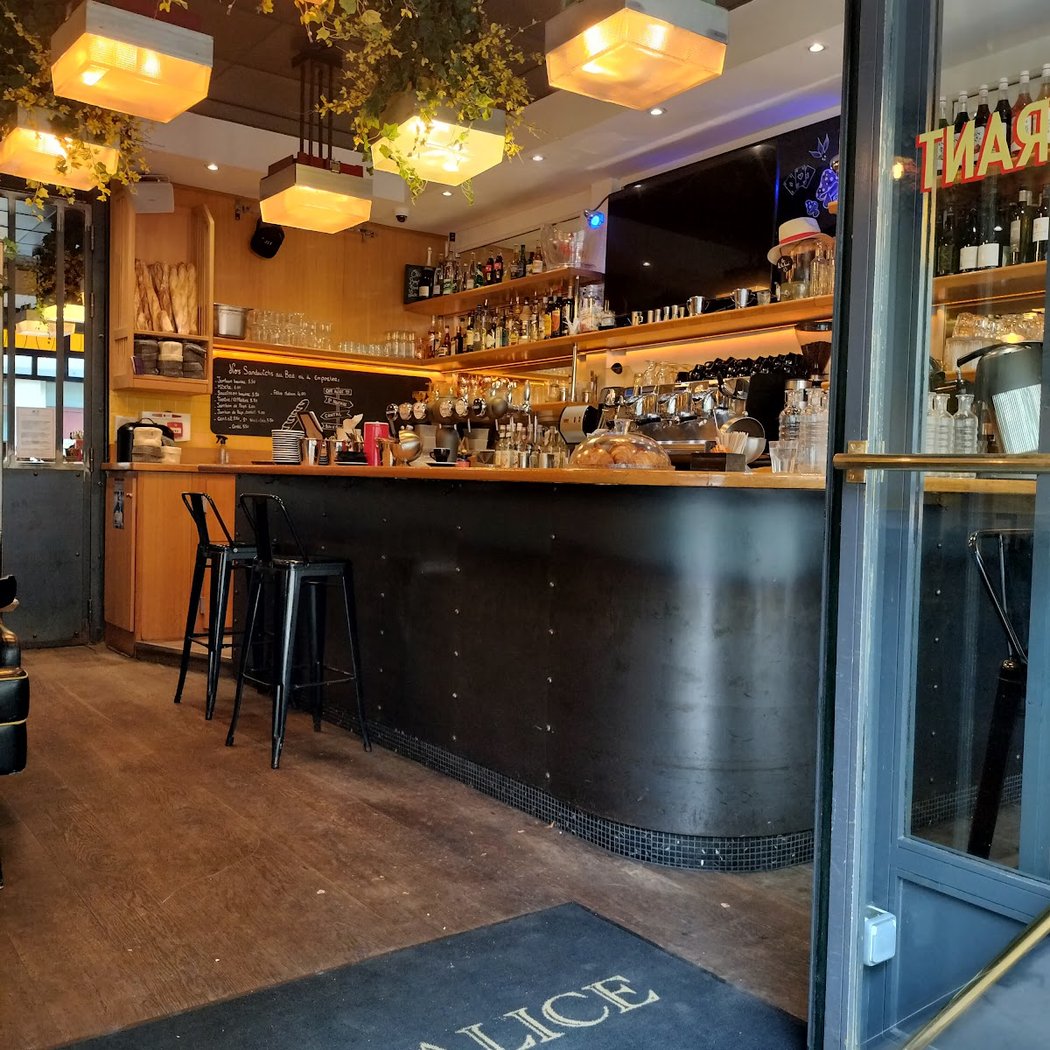 Café Alice 2