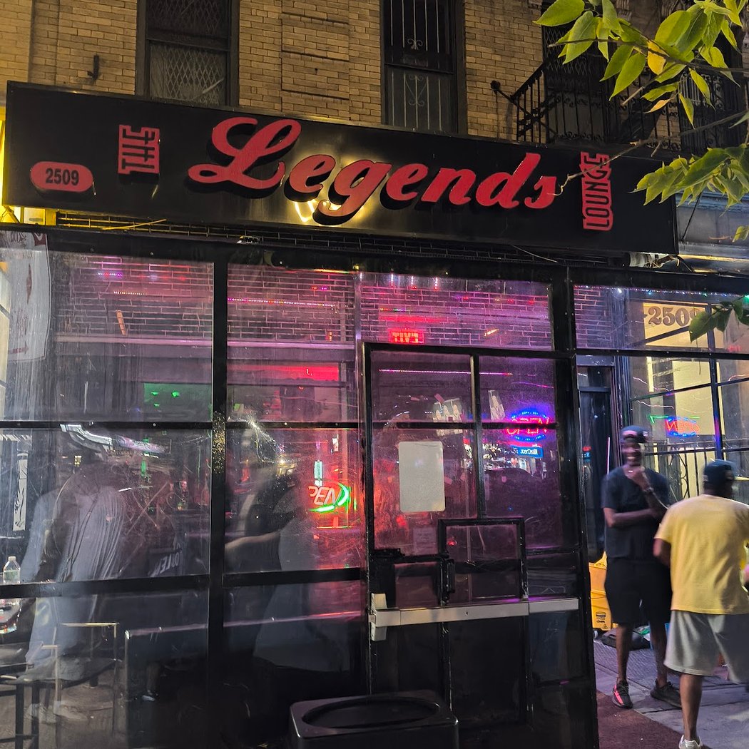 Legend's Lounge 3