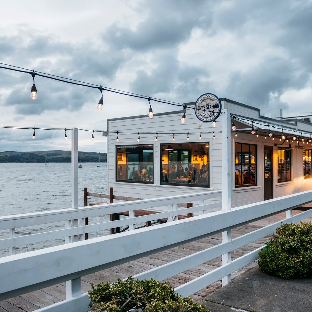 Unforgettable Evening at Tony’s Seafood 4