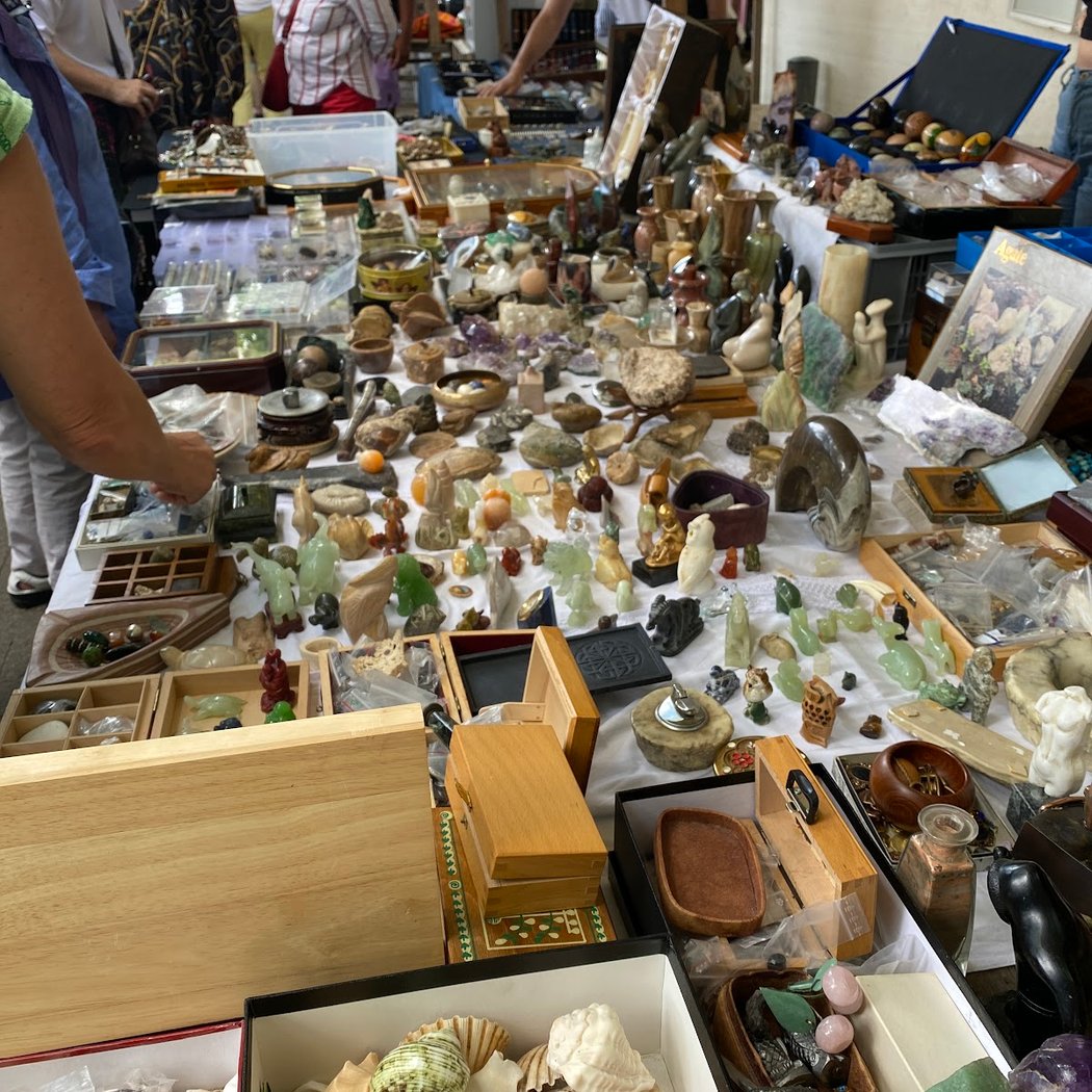 Kunst- & Trödelmarkt Fehrbelliner Platz 3