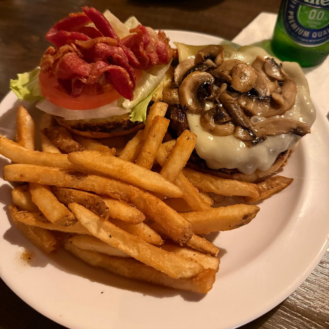White Horse Tavern - Financial District 1
