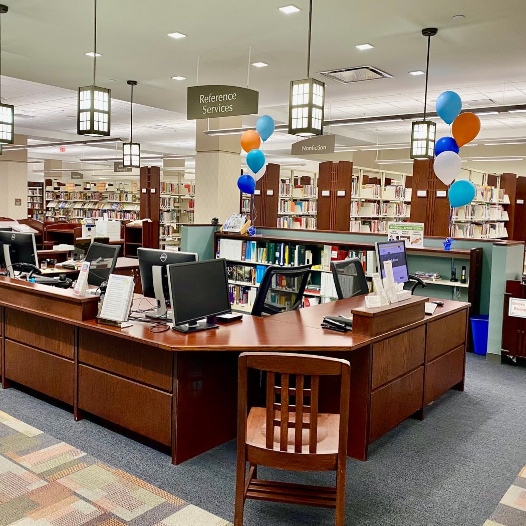 Glenview Public Library 2