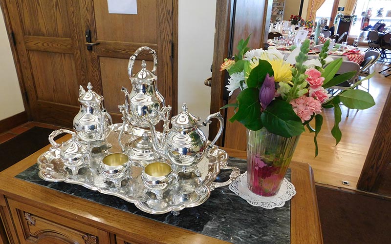Tea Party and Silent Auction 3