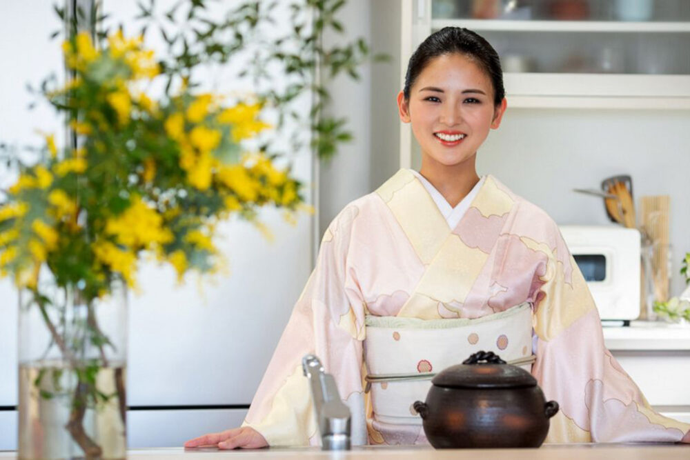 Kimono Mom, Umami Sauce 1