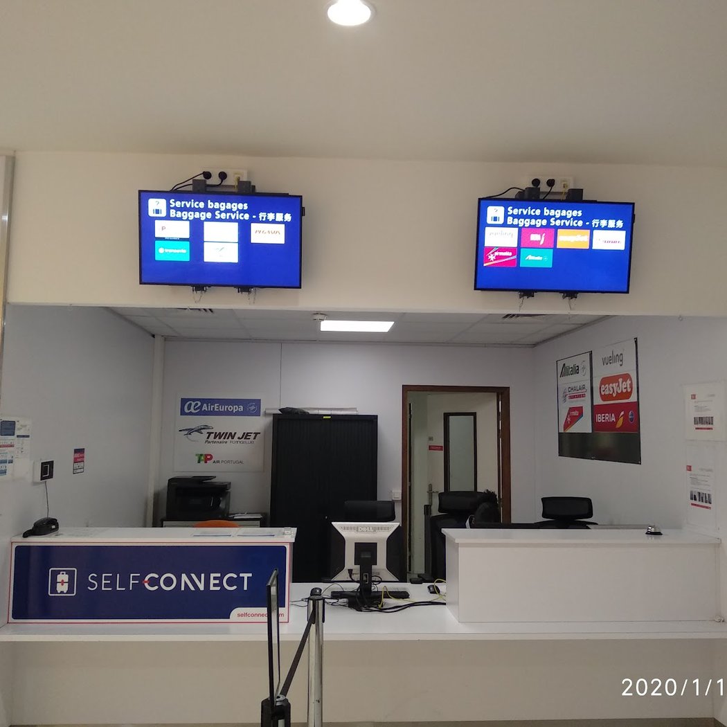 Lost & Found Airline Office 1
