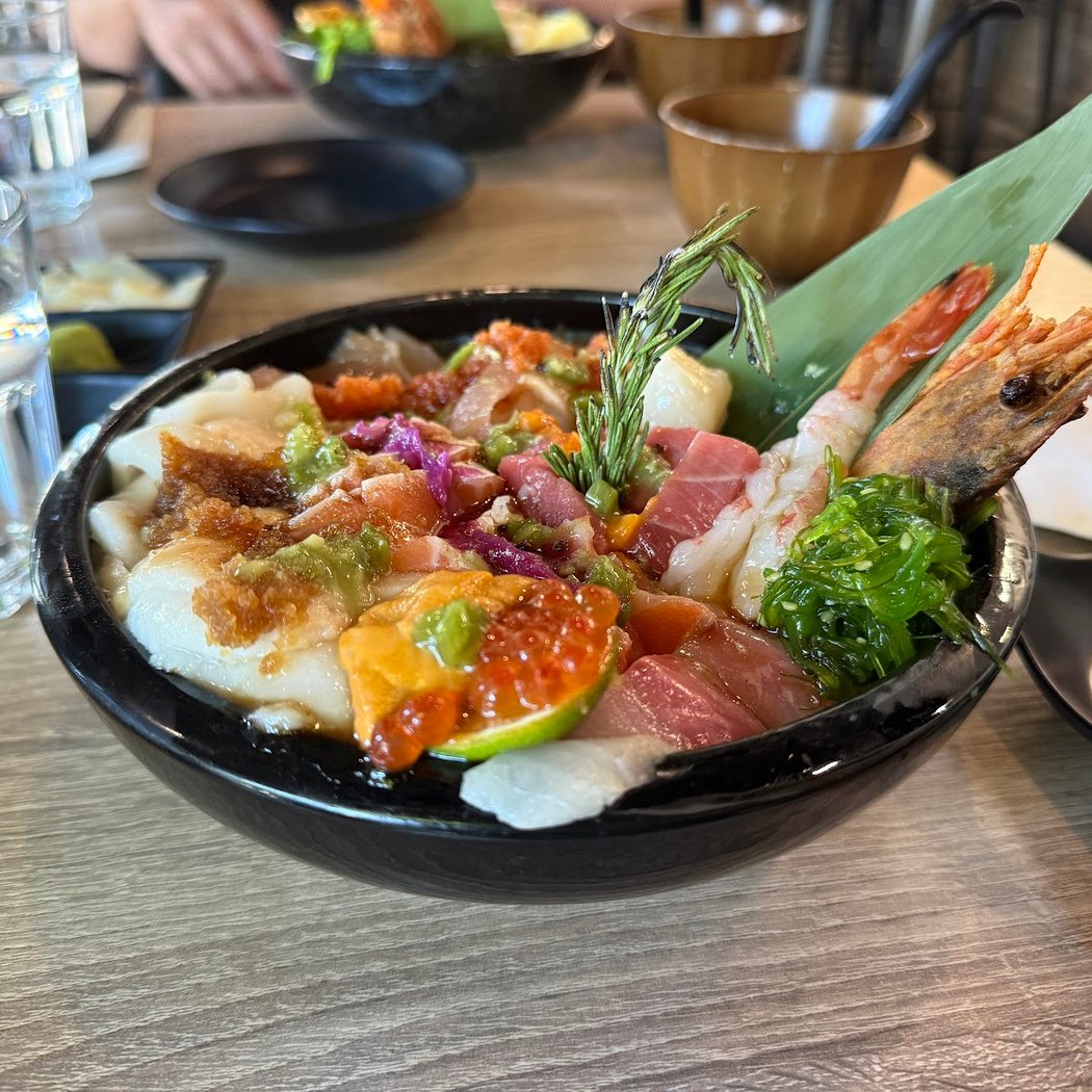 Kiroro Sushi 3