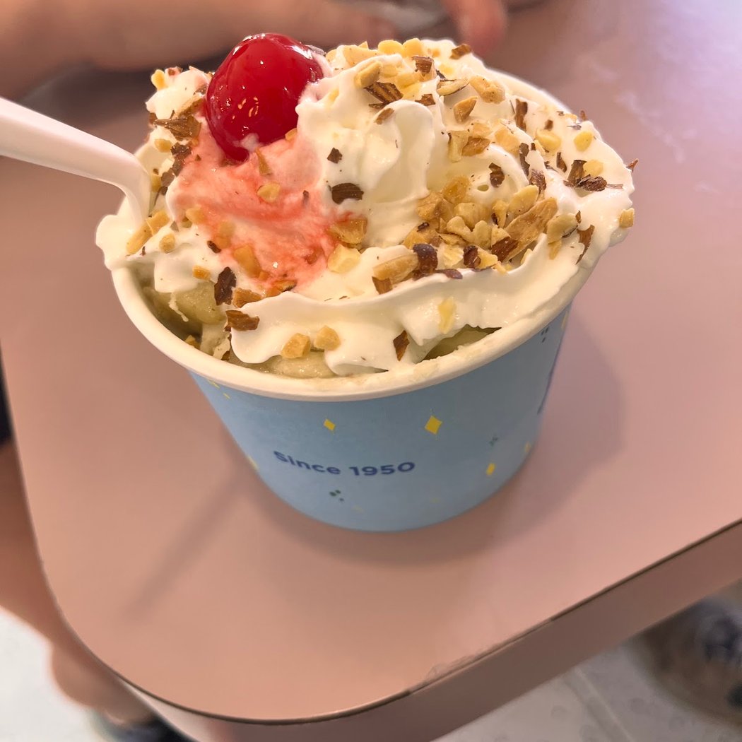 Loard’s Ice Cream & Sandwiches 3
