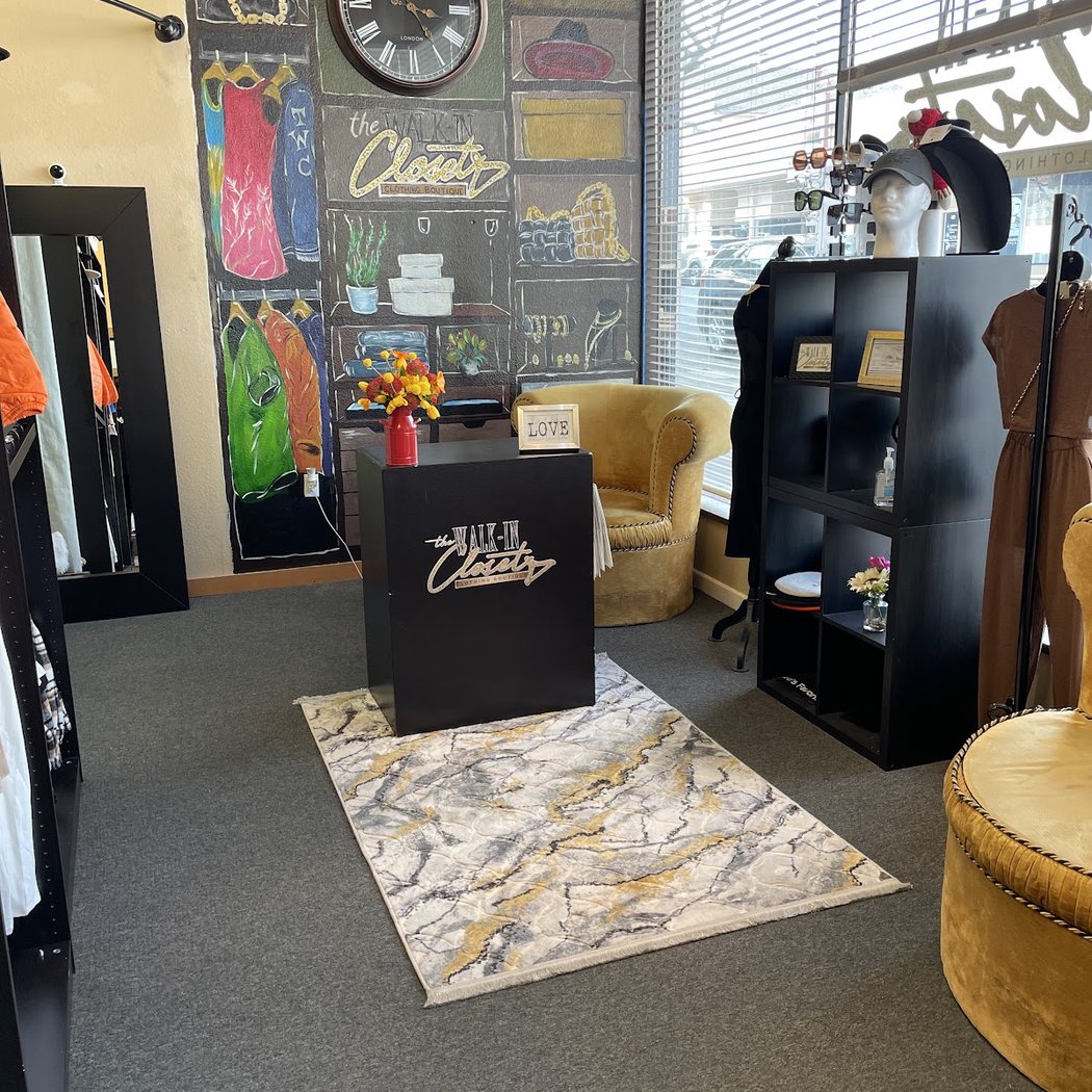 The Walk-In Closet Clothing Boutique 2