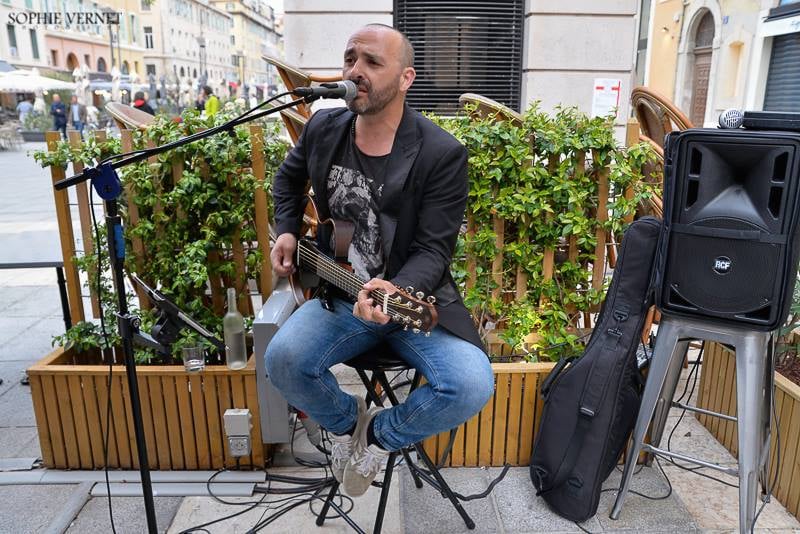 Vernissage d’Ella Falanga et concert de Sébastien Gomez 1