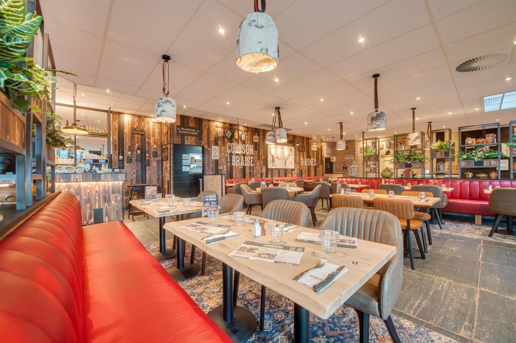 Hippopotamus Steakhouse 3