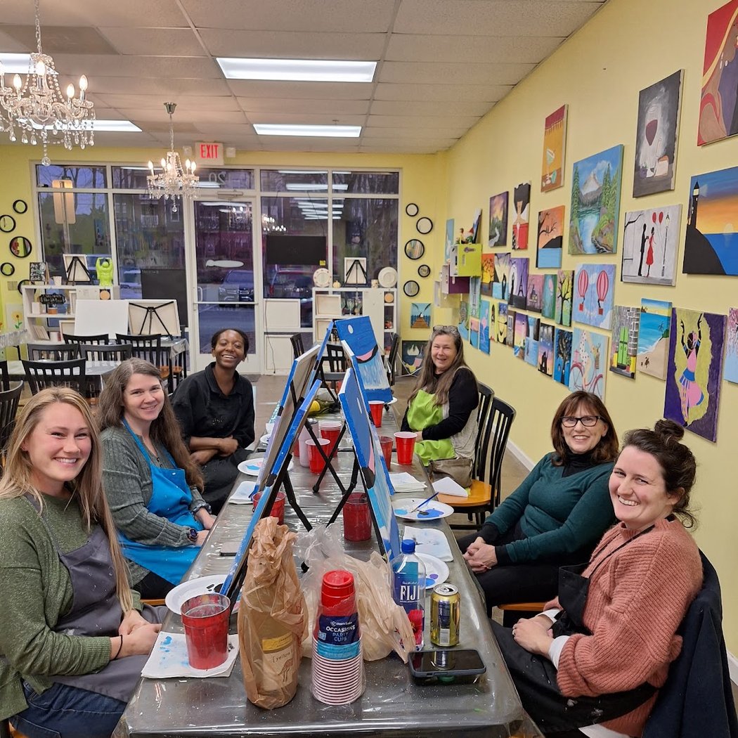 Paint Ur Peace - Pottery & Canvas painting studio 4