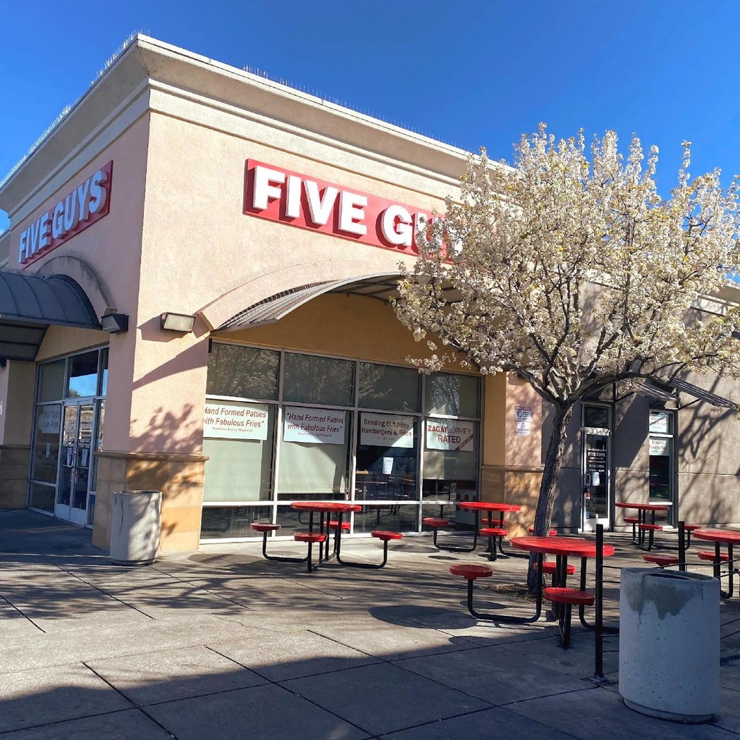Five Guys 2