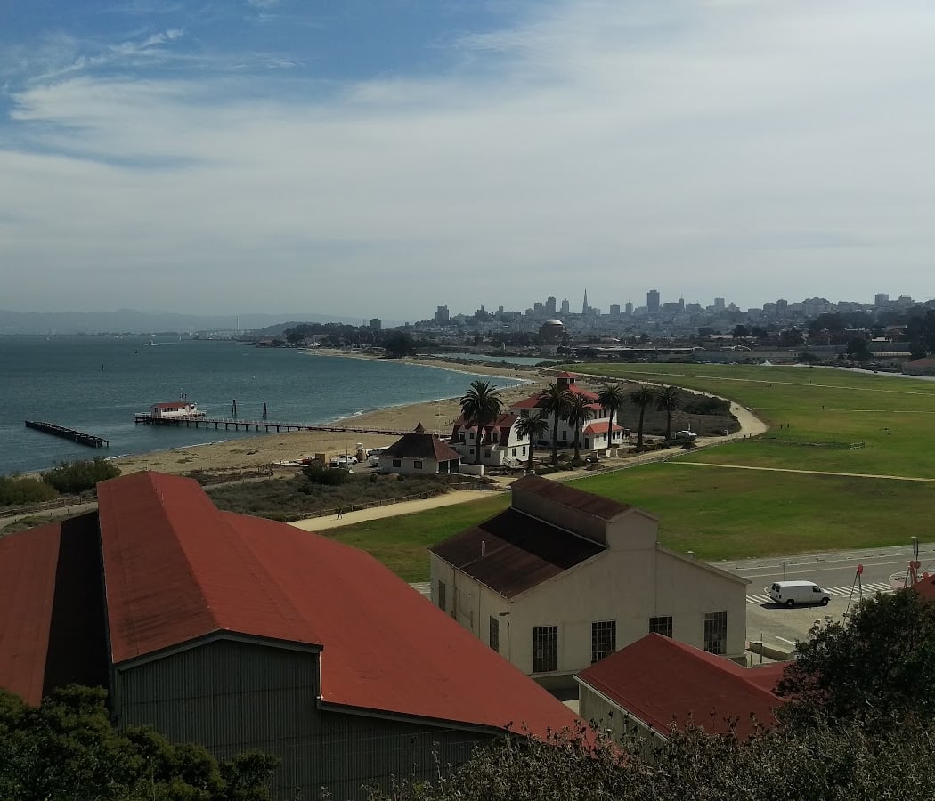 Crissy Field Avenue 1