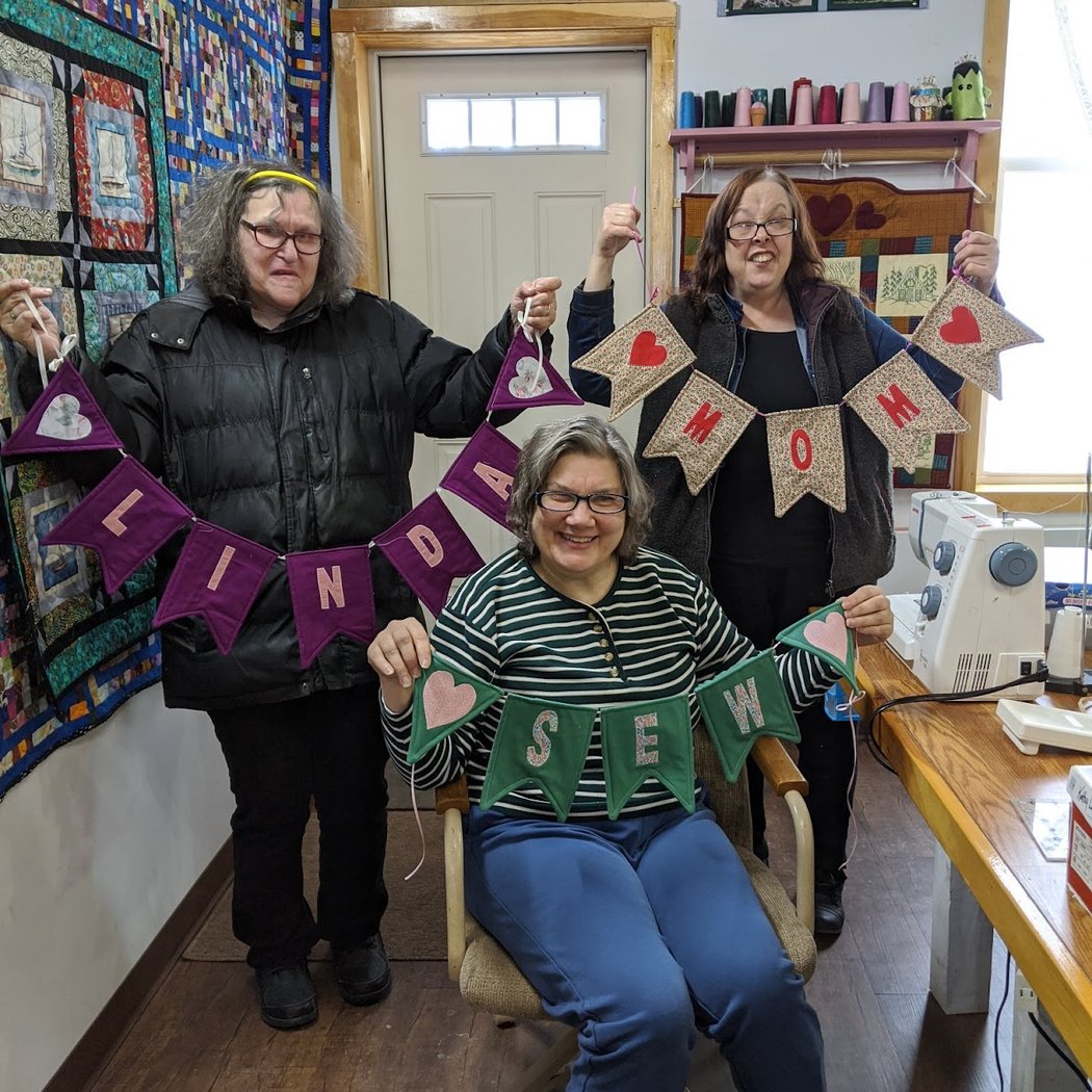 Robin's Nest Quilt Shop 2