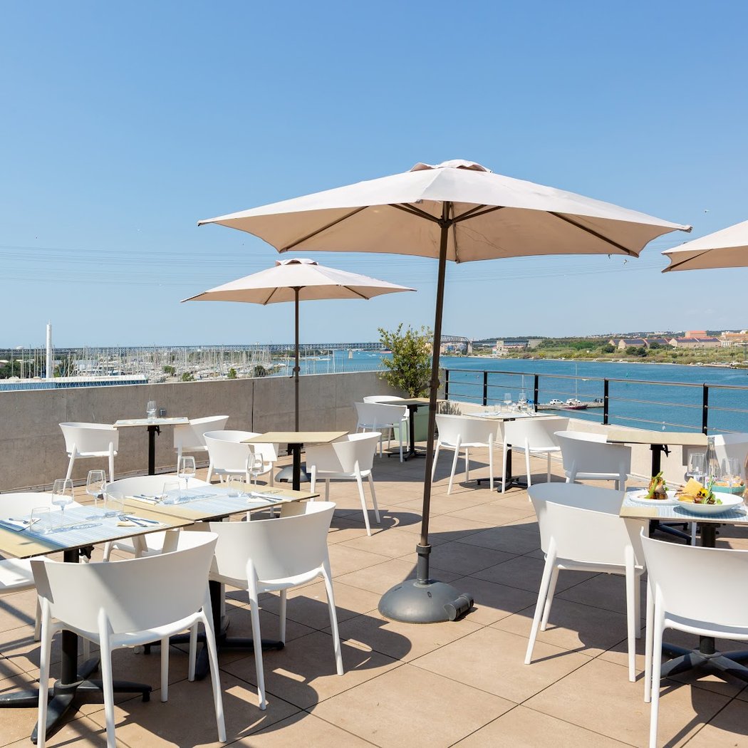Le Rooftop Martigues Restaurant 2