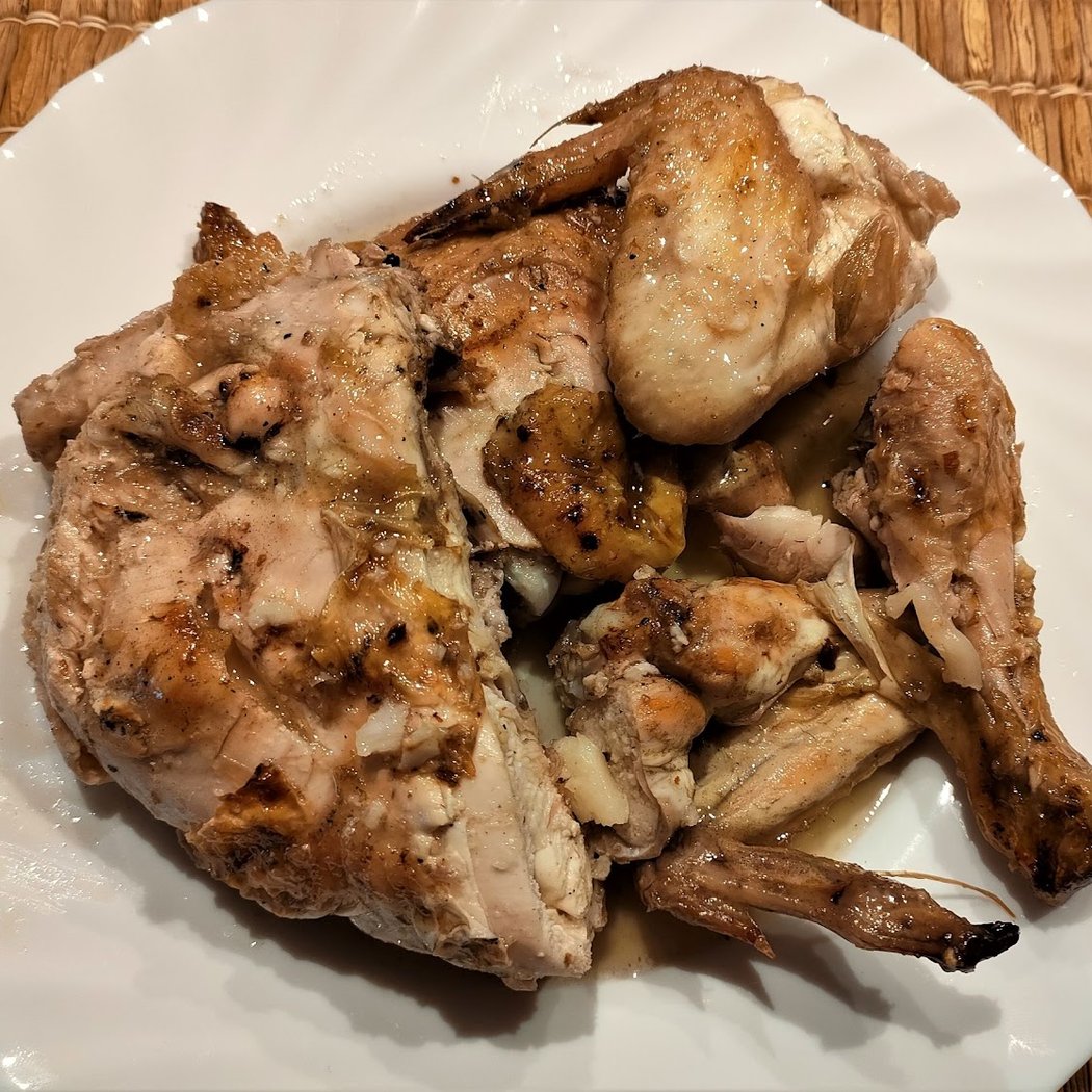 Asador Al Carbón Especialidad En Pollo Asado 3