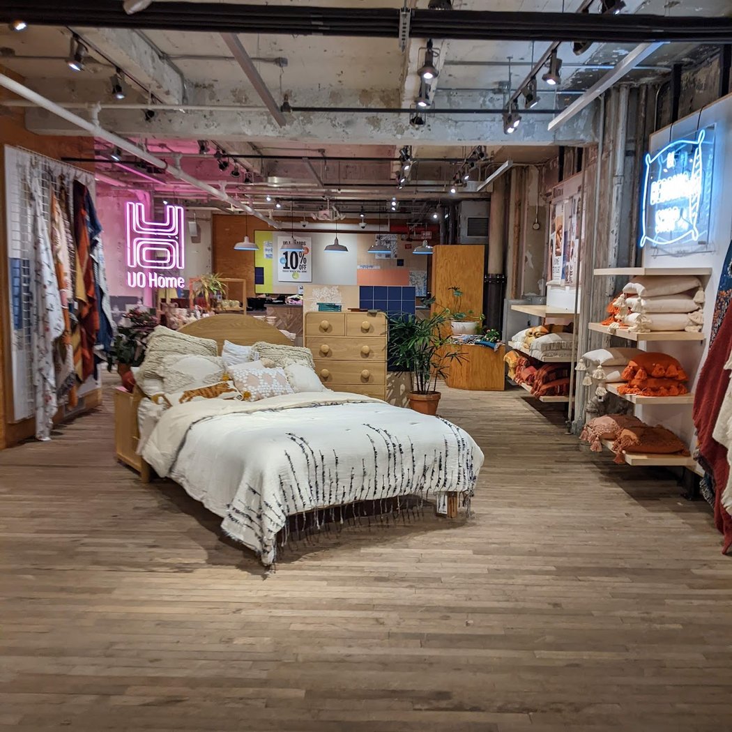 Urban Outfitters 4