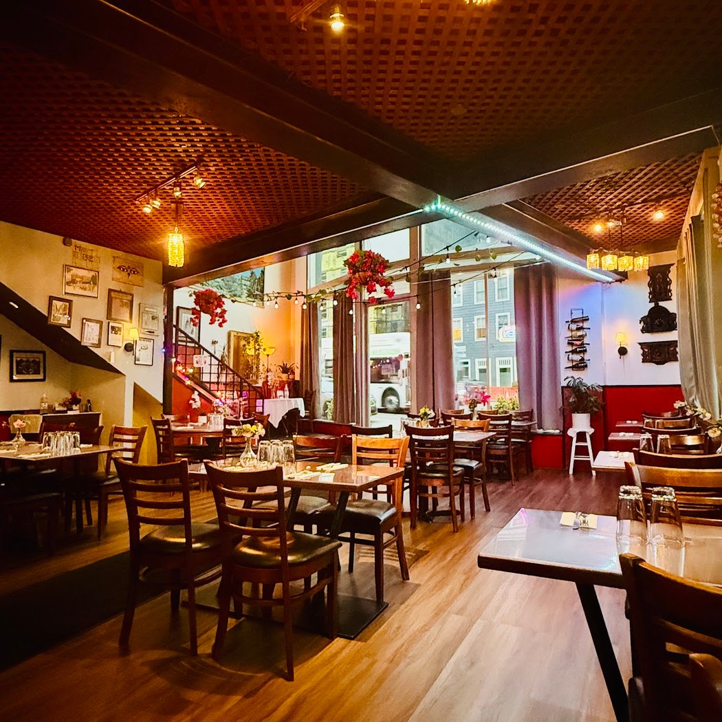 Mount Everest Restaurant 2