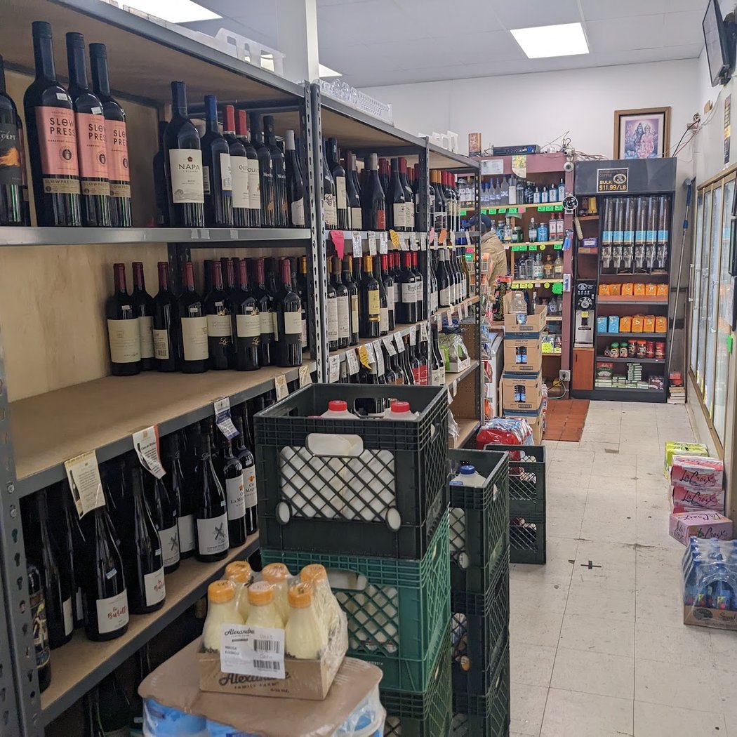 U C Market 3