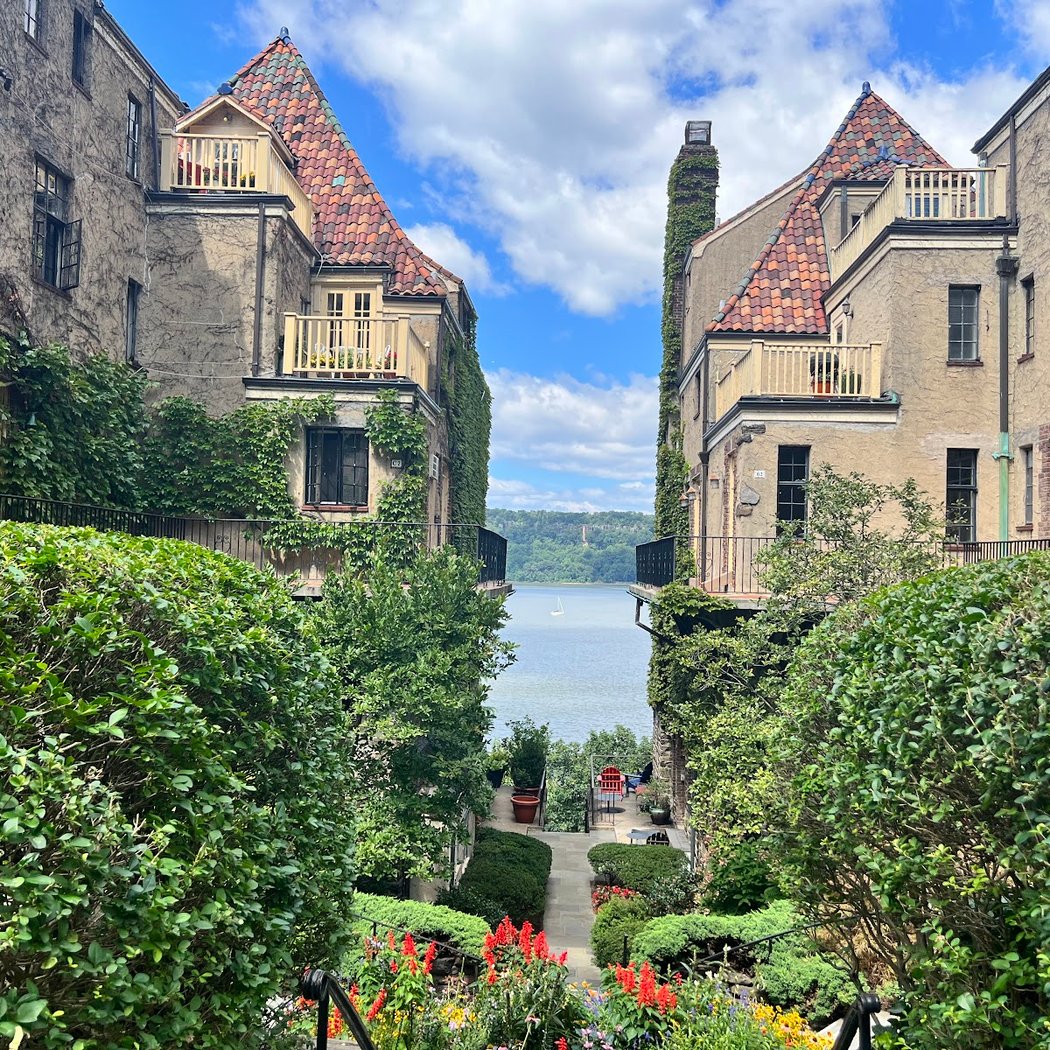 Villa Charlotte Brontë 1