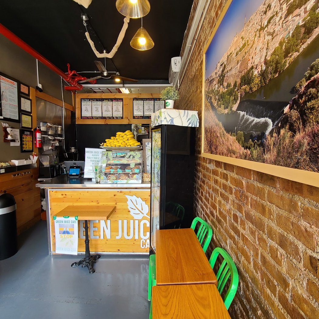 Green Juice Cafe. 2
