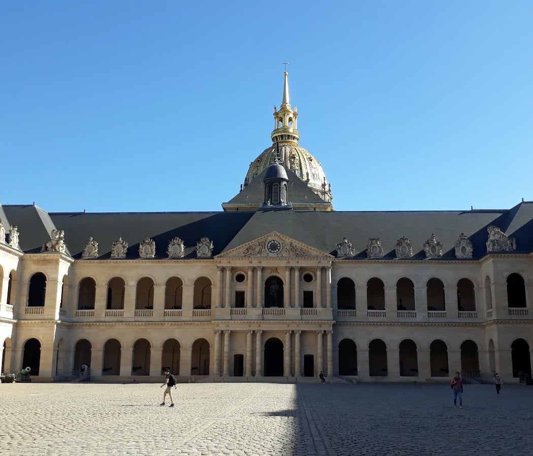 Tour The Invalides and Explore Napoleon's Tomb 4