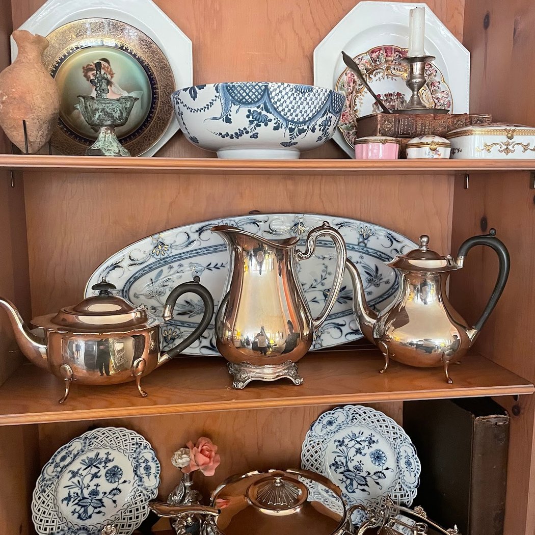 ELI & SONS ESTATE SALES 1
