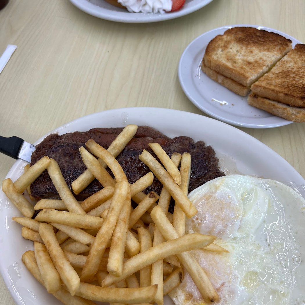 Lighthouse Cafe 3
