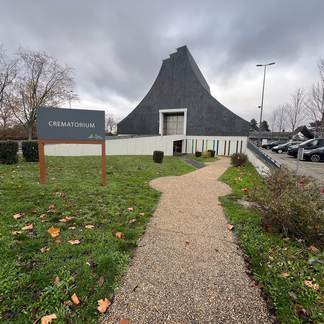 Crematorium De La Fontaine Saint Martin 1