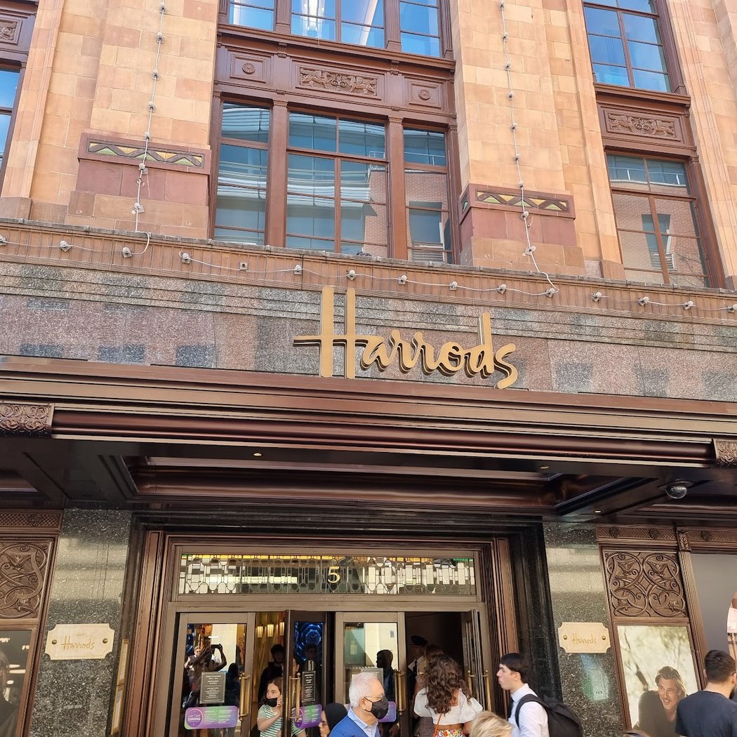 Harrods Café 2