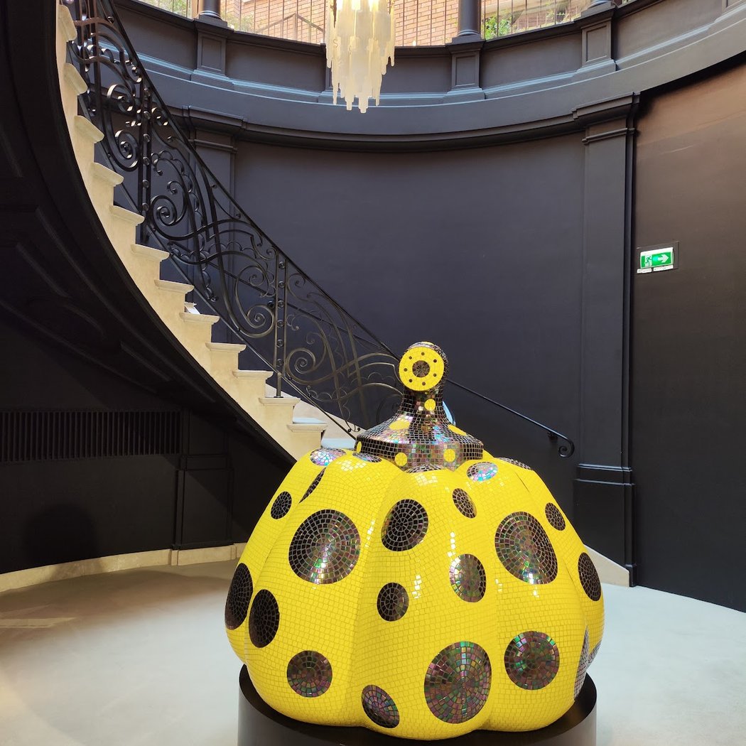 Opera Gallery 1