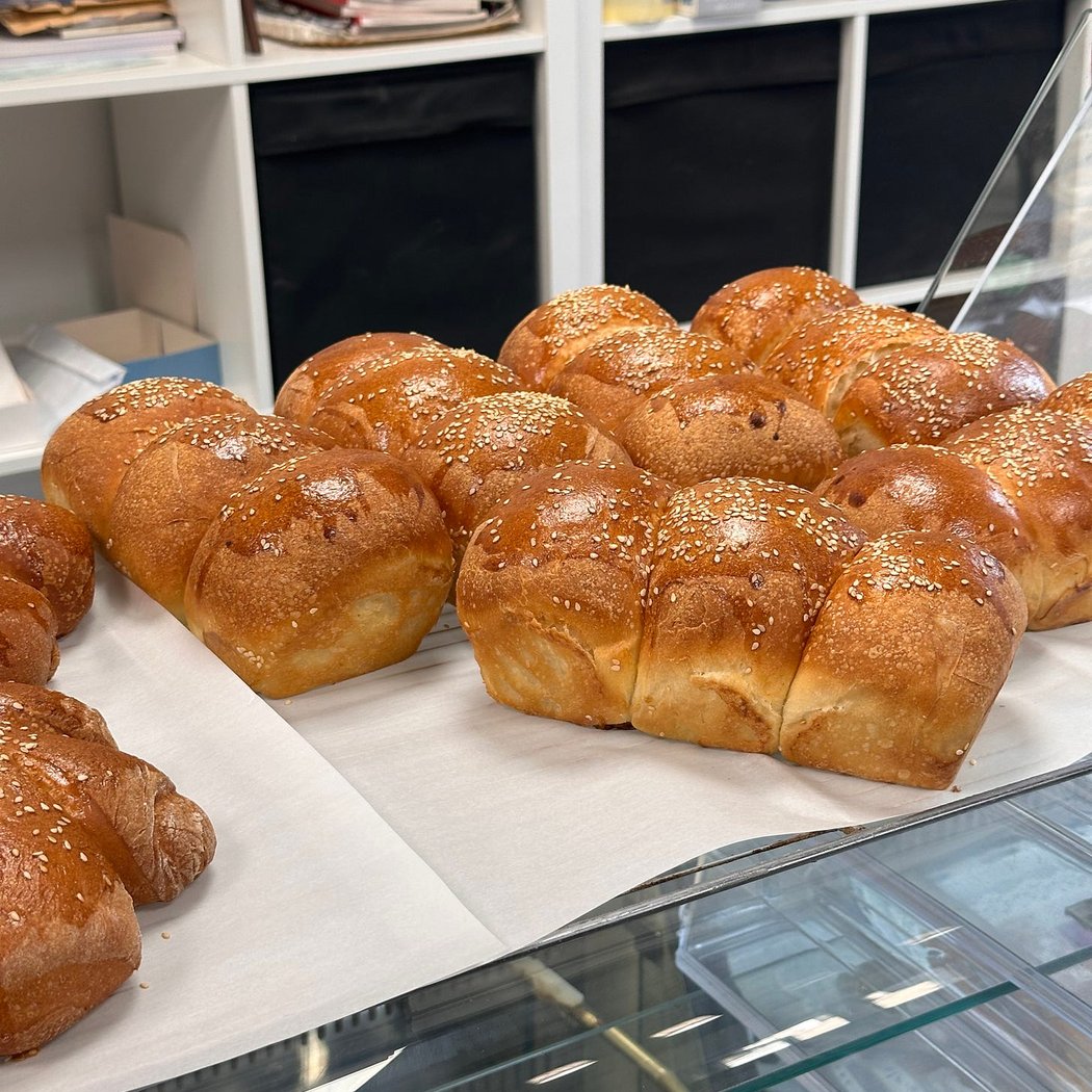 Patisserie Avyel Salon De The 1