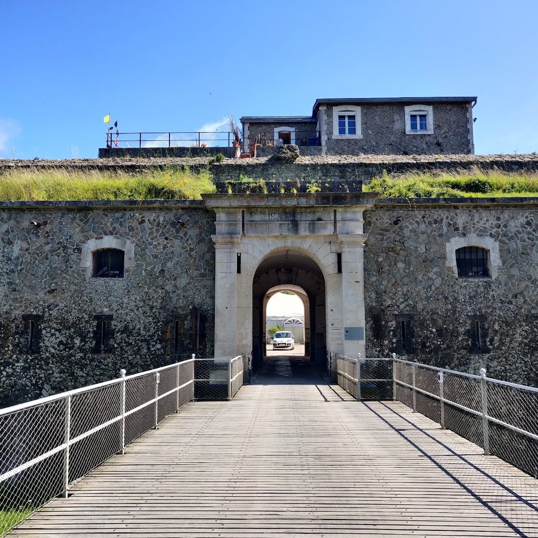 Viens dans mon île 2
