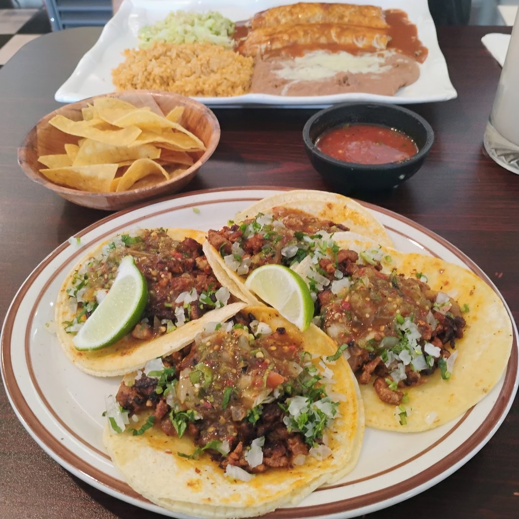 Bronzes Taqueria 3
