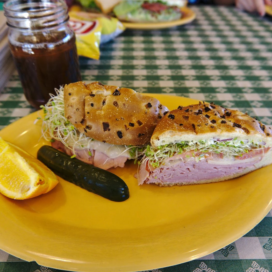 Erik's DeliCafé 1