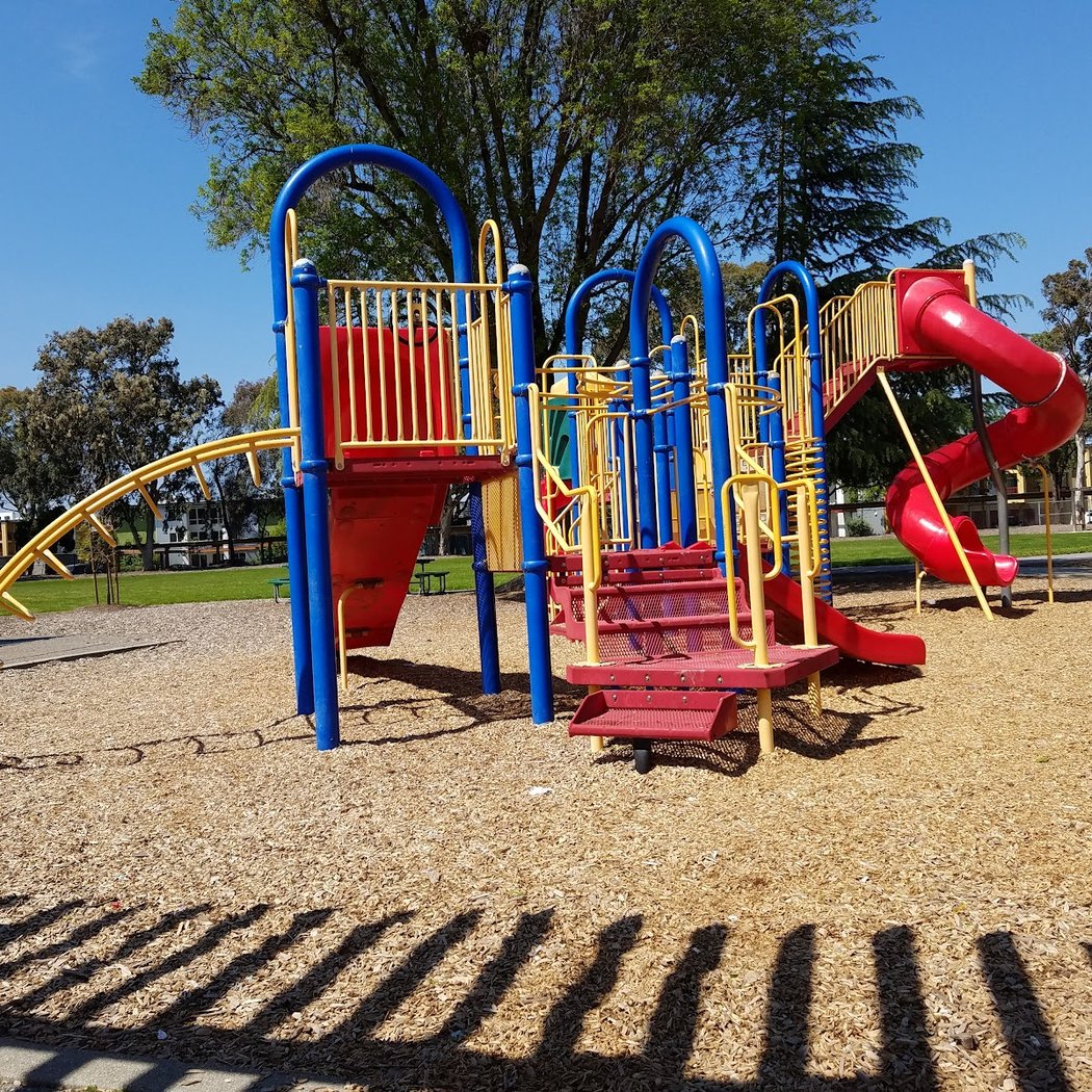 Los Prados Park 2