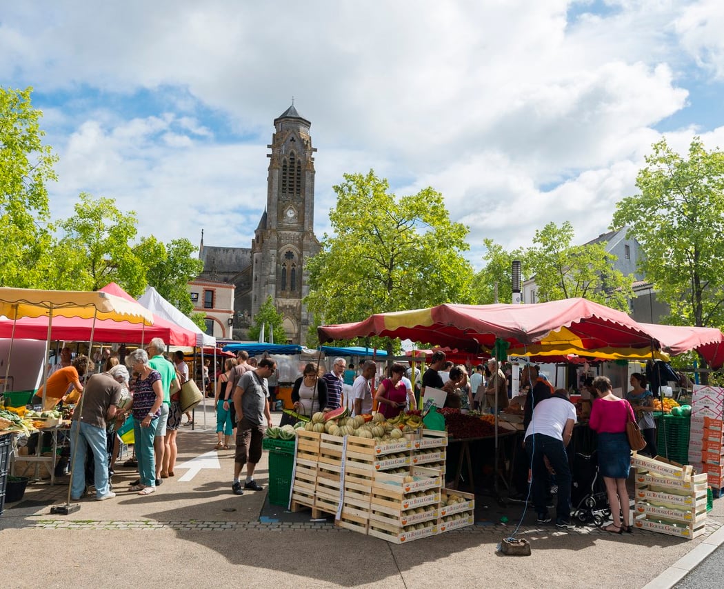 Marché de Vallet tous les dimanches 1
