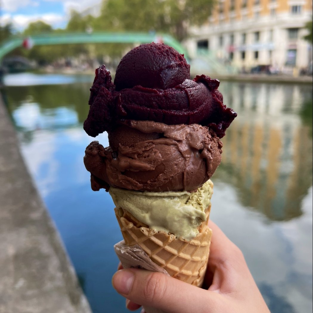 Sucre Glace, le glacier Artisanal du canal Saint Martin 1