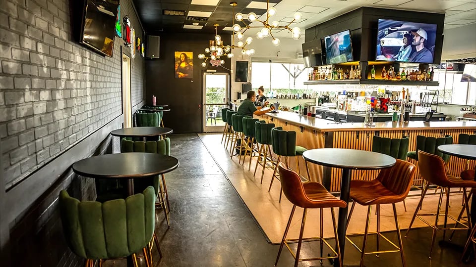 Midpoint Bar and Eatery 3