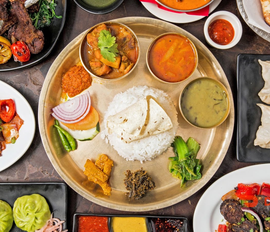 Live Music and Cocktails at Himalayan Yak 1