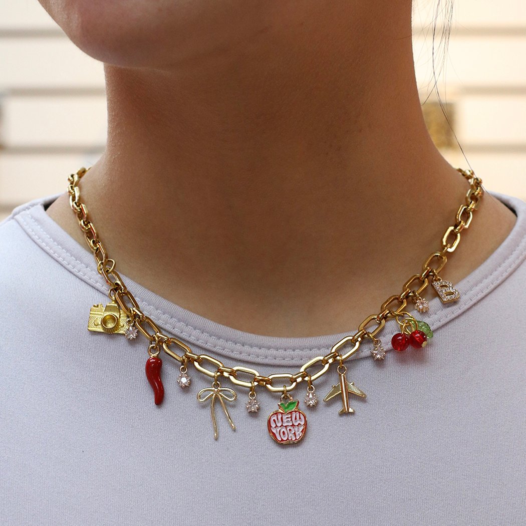 Endearest Charm Bar & Permanent Jewelry 1