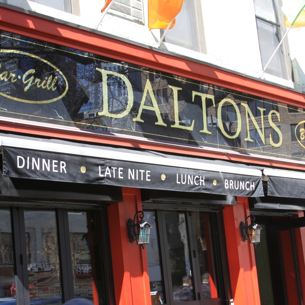 Dalton's Bar & Grill 2