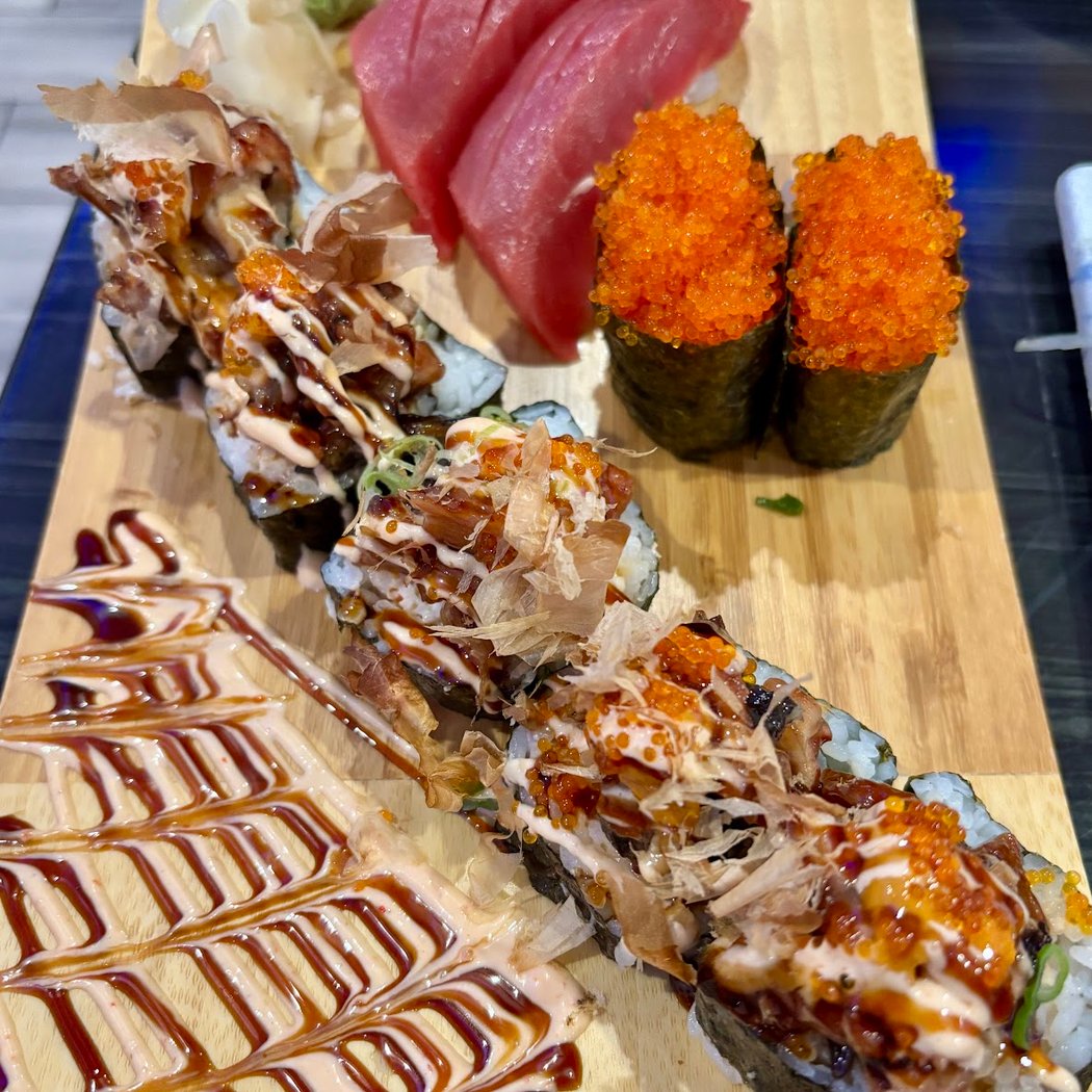 Happy Ramen and Sushi 3