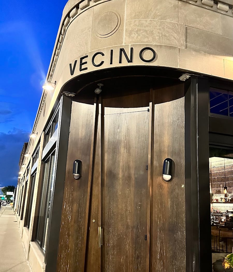 Vecino 2
