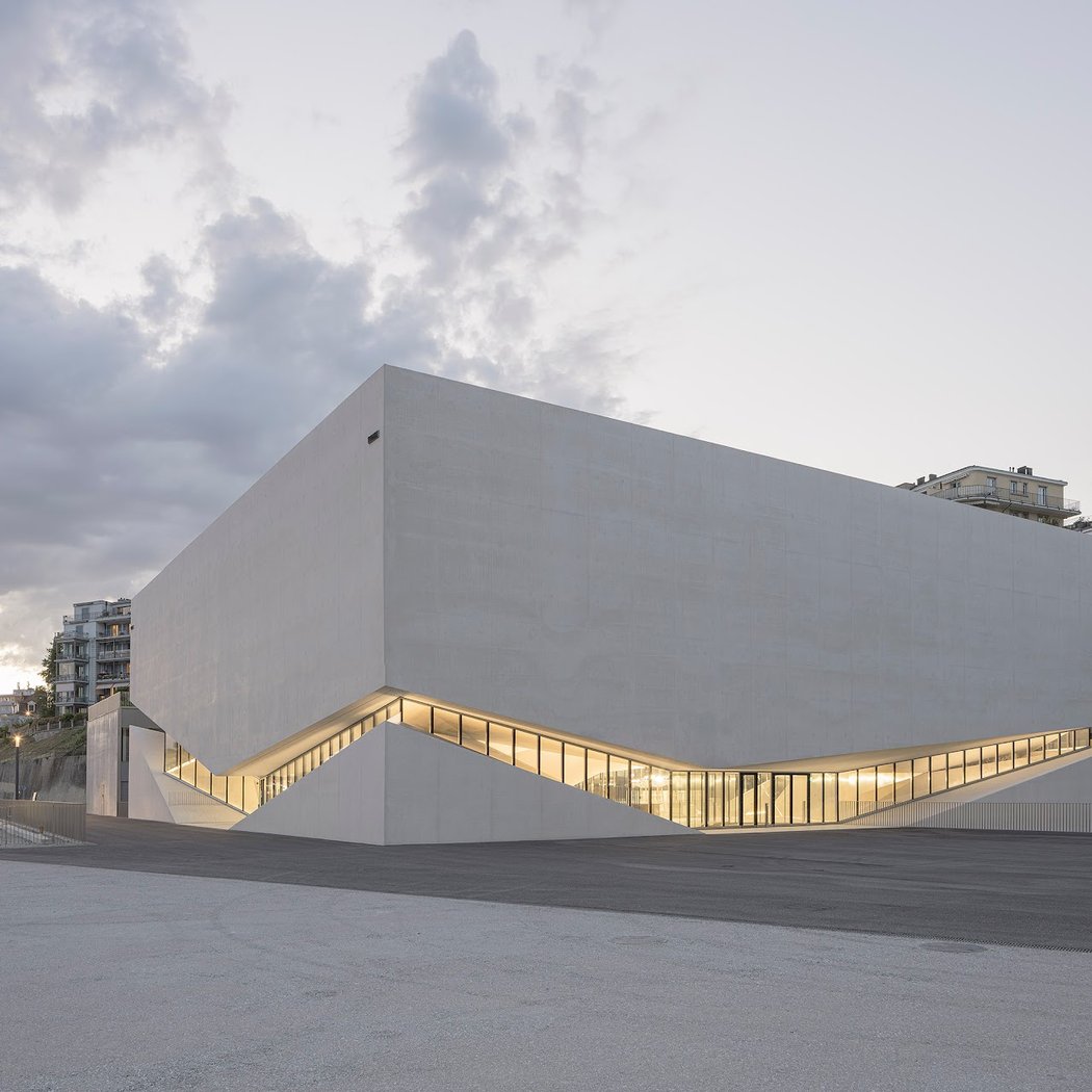 Museum of Contemporary Design and Applied Arts 2